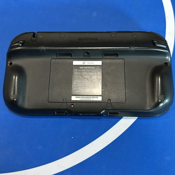 Working Wii U with 4+ controllers, sensor, steering wheels, game pad. - Picture 13 of 14